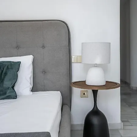 U-nique Plaza Del Patrocinio Apartamento