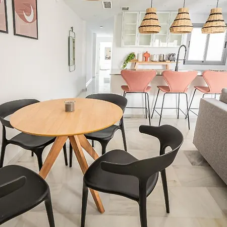 U-nique Plaza Del Patrocinio Apartamento *